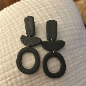 Super lightweight Grey/blue earrings